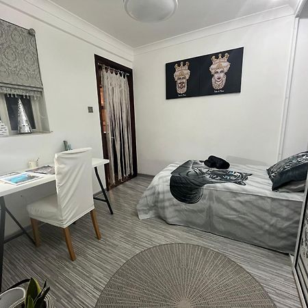 בירגו Blue Eye - Waterfront Home In A Scenic Location מראה חיצוני תמונה