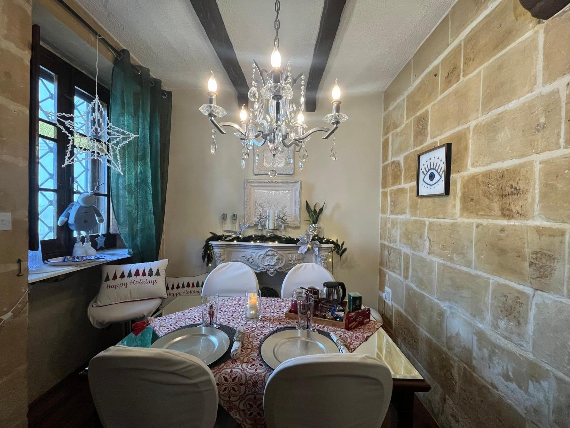 בירגו Blue Eye - Waterfront Home In A Scenic Location מראה חיצוני תמונה