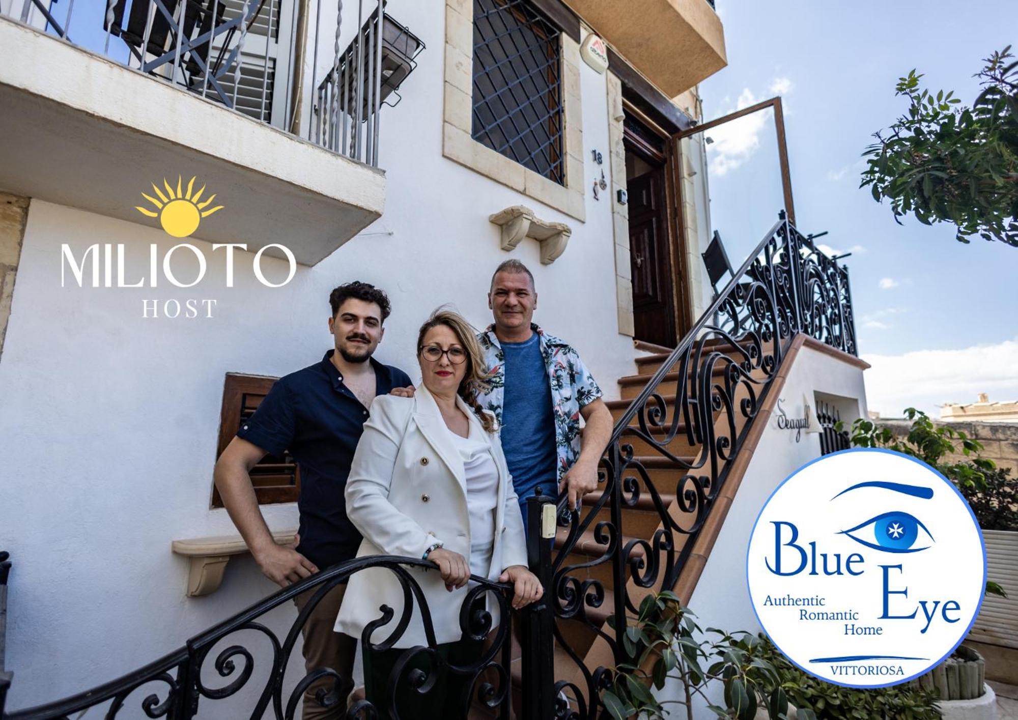 בירגו Blue Eye - Waterfront Home In A Scenic Location מראה חיצוני תמונה
